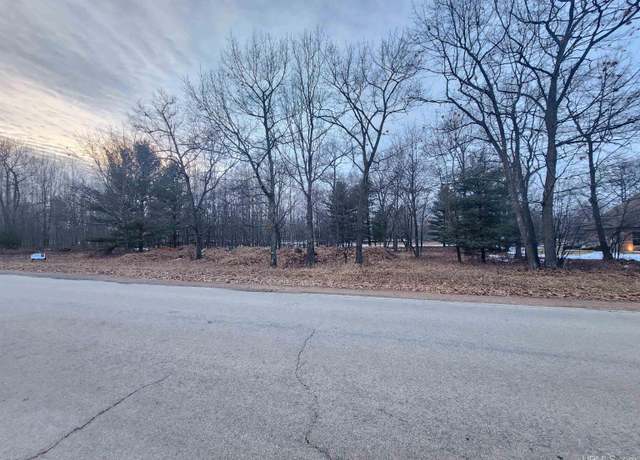 Property at TBD Tipperary Rd, Gladstone, MI 49837