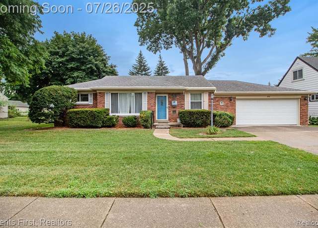 Property at 1810 Gilman St, Garden City, MI 48135 3021, 3 beds, 2 baths
