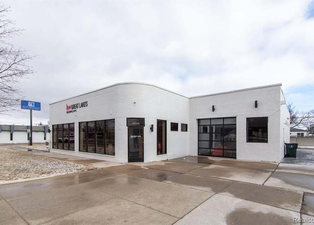 Property at 28220 HARPER Ave, Saint Clair Shores, MI 48081 1684