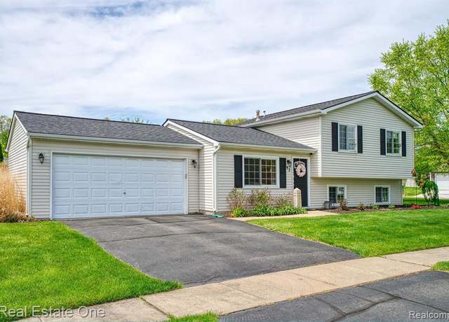 Property at 92 TURTLE Trce, Pinckney, MI 48169 8026, 3 beds, 1.5 baths