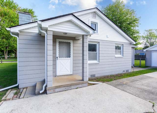 Property at 1816 Saint Clair Blvd, Algonac, MI 48001, 3 beds, 1 bath