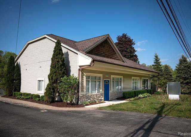 Property at 3048 W CLARKSTON Rd, Lake Orion, MI 48362 2052, 1 bed, 1.5 baths