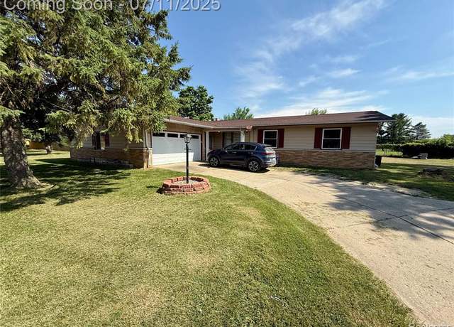 Property at 1035 W Pine Ave, Mount Morris, MI 48458 1002, 3 beds, 2 baths