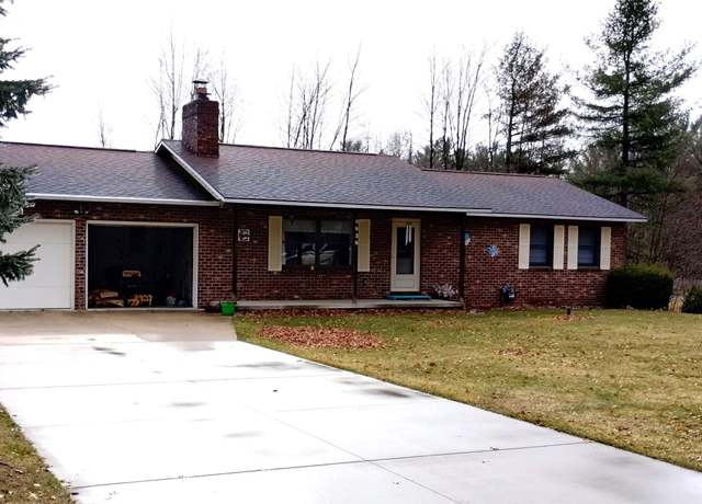 Property at 8839 N CIRCLE Dr E, Farwell, MI 48622, 3 beds, 2.5 baths