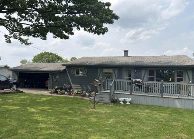 Property at 73 S Tuscola Rd, Bay City, MI 48708-9644, 3 beds, 1 bath
