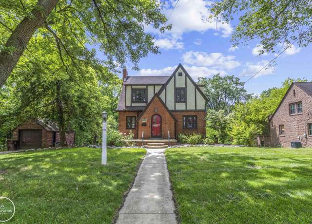 Property at 35727 Elm St, Wayne, MI 48184, 3 beds, 1 bath