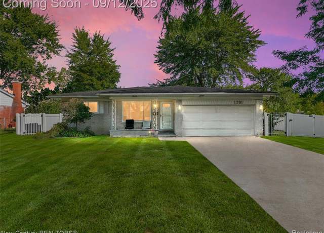 Property at 1291 Ashley Dr, Troy, MI 48085 3420, 3 beds, 1.5 baths