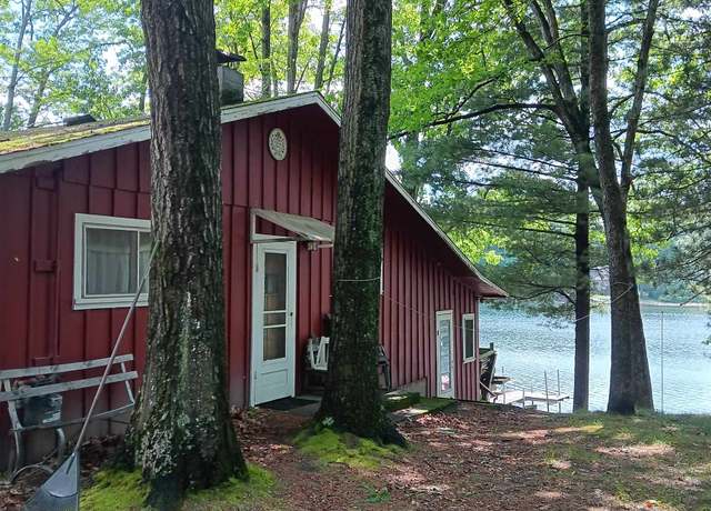 Property at 1512 Lake Drive Dr, Harrison, MI 48625, 2 beds, 1 bath