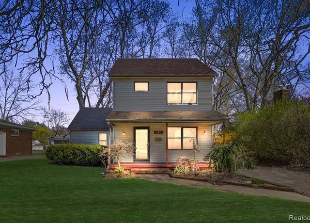 Property at 617 DEVILLEN Ave, Royal Oak, MI 48073 3653, 4 beds, 2 baths