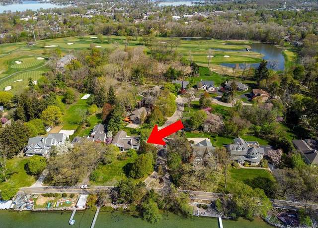 Property at 2900 LAKEWOODS, West Bloomfield, MI 48324 1918, 5 beds, 5 baths
