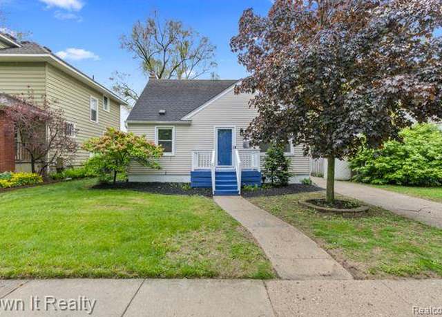Property at 1517 W SARATOGA St, Ferndale, MI 48220 1659, 3 beds, 2 baths