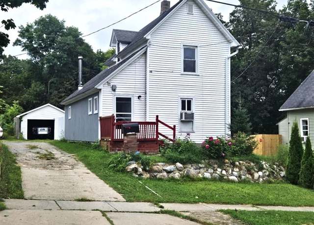 Property at 85 East Ave, Battle Creek, MI 49017, 2 beds, 1.5 baths