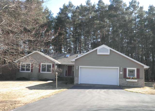Property at 7627 Sandy Ln Lot : 45, Bellaire, MI 49615, 3 beds, 2 baths