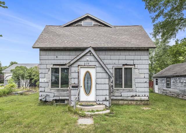 Property at 620 Arthur St, Cadillac, MI 49601, 5 beds, 1.5 baths