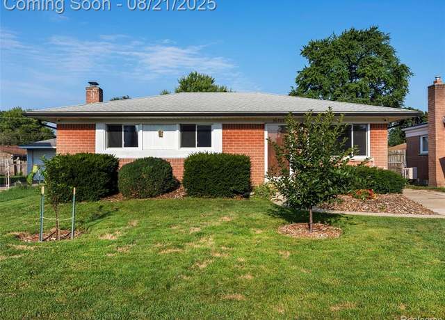 Property at 30709 Indigo St, Roseville, MI 48066 1488, 3 beds, 2 baths