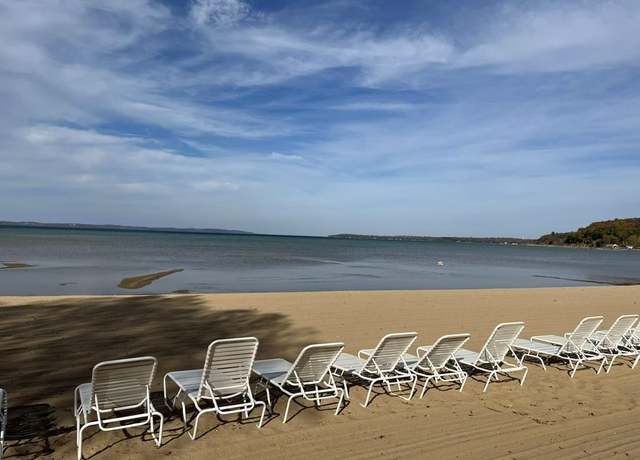 Property at 2305 N US-31 #300, Traverse City, MI 49686, 1 bed, 1 bath