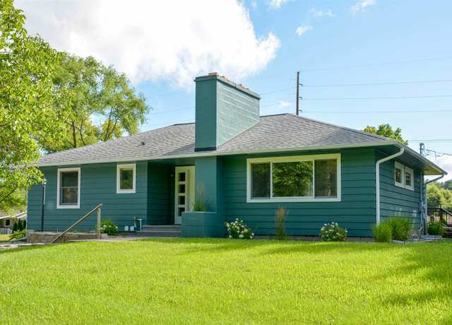 Property at 1330 N Orchard Dr Lot : 16, Traverse City, MI 49686, 4 beds, 2 baths