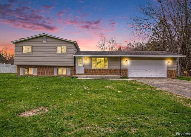 Property at 13125 N GENESEE Rd, Clio, MI 48420 9164, 4 beds, 2 baths