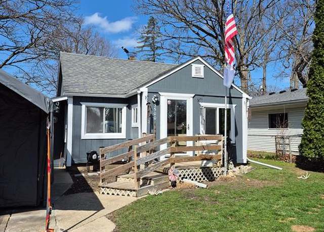 Property at 3500 OVERTON St, Waterford, MI 48328 1410, 2 beds, 1 bath