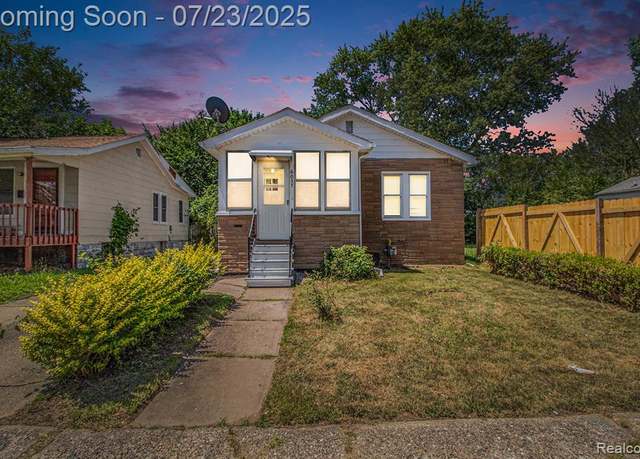 Property at 6037 Plainview Ave, Detroit, MI 48228 3924, 2 beds, 1 bath