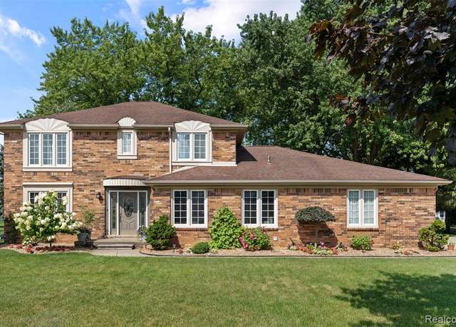Property at 46959 Spruce Dr, Shelby Twp, MI 48315 5163, 3 beds, 2.5 baths