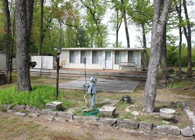 Property at Undisclosed address, Harrison, MI 48625, 2 beds, 1 bath