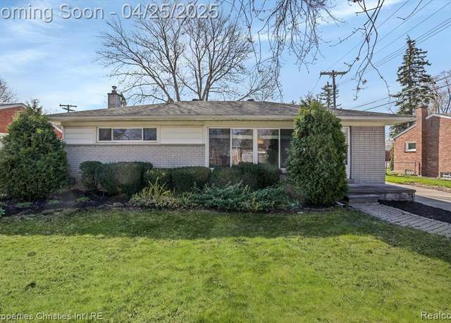 Property at 9030 TEXAS St, Livonia, MI 48150 3852, 3 beds, 1.5 baths