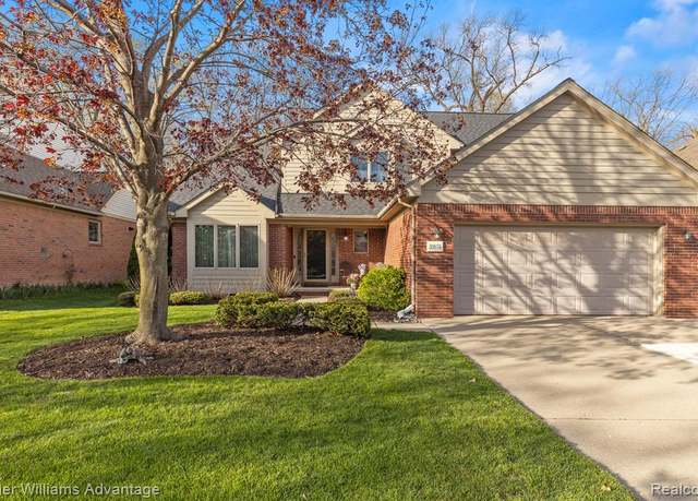 Property at 33676 TRILLIUM Ct, Livonia, MI 48150 3682, 4 beds, 2.5 baths
