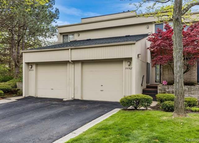 Property at 39507 COUNTRY Ln, Novi, MI 48375 4594, 2 beds, 2.5 baths
