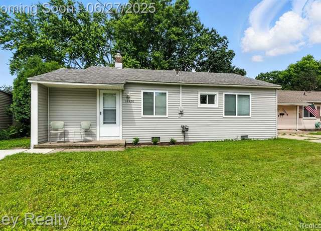 Property at 32420 Muskegon Ct, Westland, MI 48186 4748, 3 beds, 1 bath