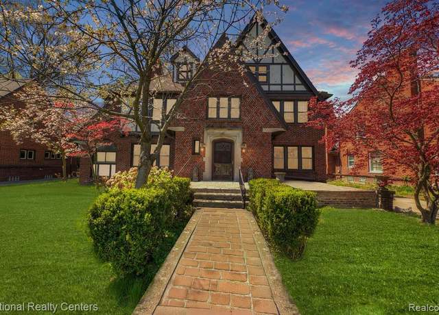 Property at 921 BERKSHIRE Rd, Grosse Pointe Park, MI 48230 1821, 6 beds, 4.5 baths
