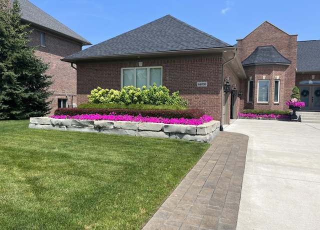 Property at 64030 Turnberry Way Cmn, Washington Twp, MI 48095, 3 beds, 3.5 baths