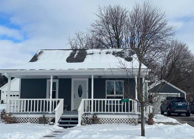 Property at 77 AUCH St, Sebewaing, MI 48759 1604, 2 beds, 2 baths