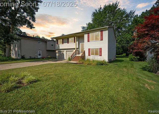 Property at 1605 N Hanlon St, Westland, MI 48185 3540, 4 beds, 3 baths