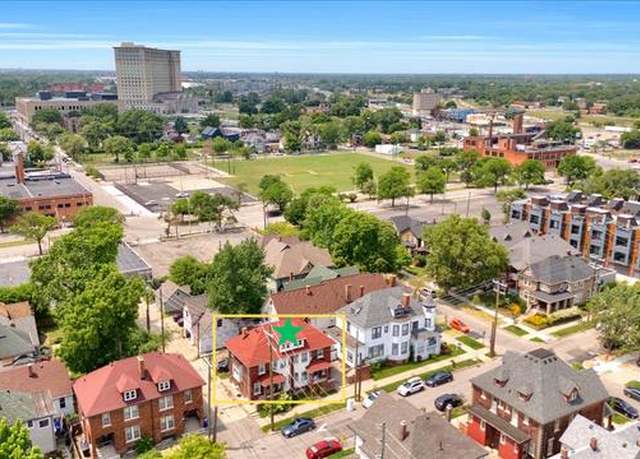 Property at 1933 11th Unit 1, Detroit, MI 48216, 3 beds, 1 bath