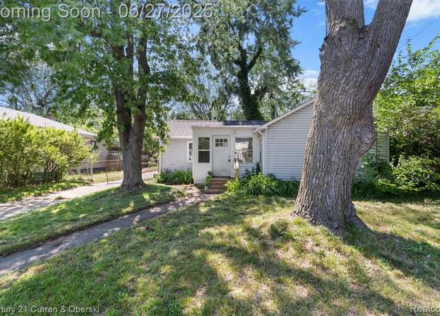 Property at 19349 NEGAUNEE, Redford, MI 48240 1639, 2 beds, 1 bath