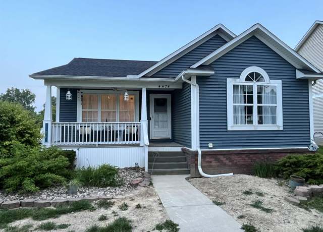 Property at 4474 Market Pl, Flint, MI 48506, 3 beds, 2.5 baths