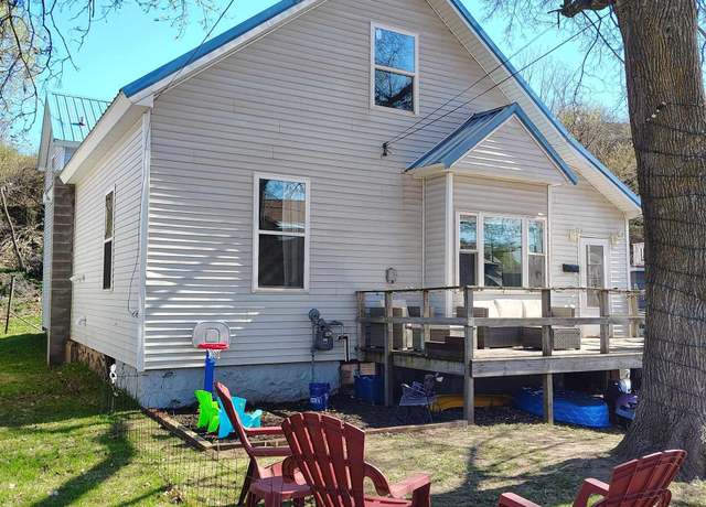Property at 304 E Lincoln St, Negaunee, MI 49866, 3 beds, 1 bath