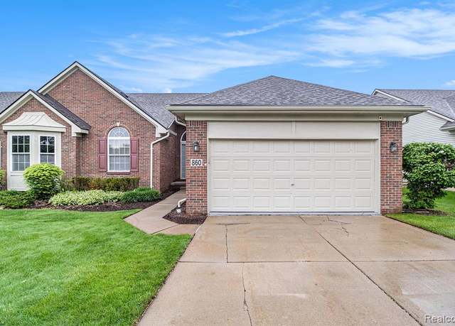 Property at 860 WOODHAVEN Dr, Commerce, MI 48390 5808, 2 beds, 2 baths