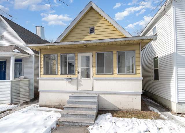 Property at 115 N Monroe St, Bay City, MI 48708, 3 beds, 1 bath