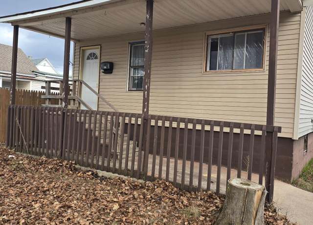 Property at 318 N 13th St, Escanaba, MI 49829, 2 beds, 1 bath