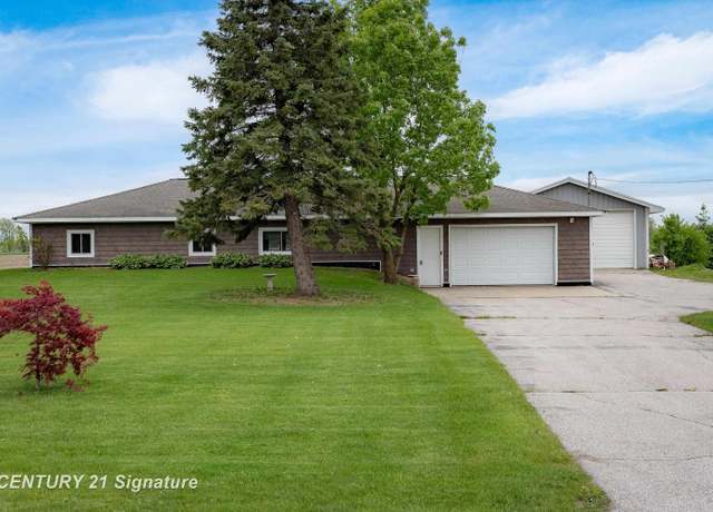 Property at 1311 Wilder Rd, Auburn, MI 48611, 3 beds, 1 bath