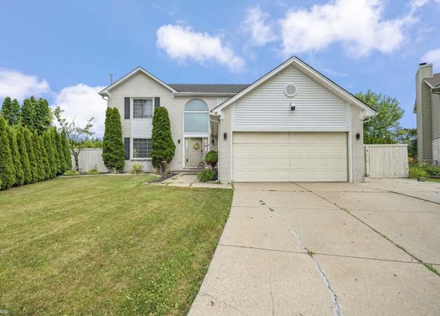 Property at 46459 Prince Dr, Chesterfield Twp, MI 48051, 3 beds, 2.5 baths