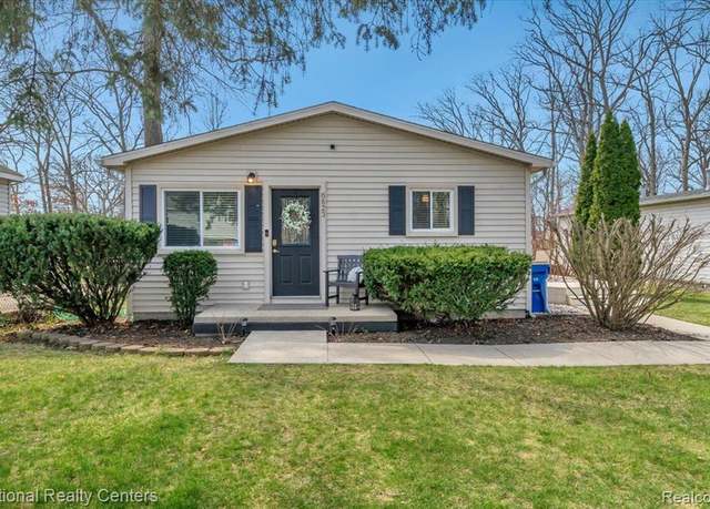 Property at 6823 SALINE Dr, Waterford, MI 48329 1256, 3 beds, 1 bath