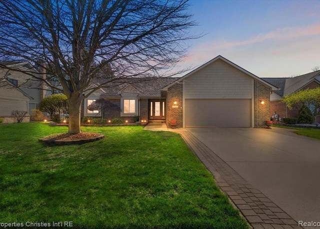 Property at 7716 MAPLE Dr, Westland, MI 48185 7631, 3 beds, 2.5 baths