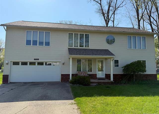 Property at 2498 SUNSET TERRACE Ln, West Bloomfield, MI 48324 3655, 2 beds, 3 baths