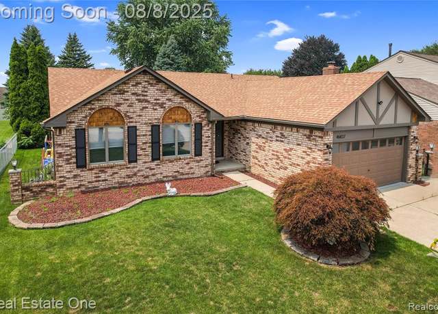 Property at 46837 Breckenridge Dr, Macomb, MI 48044 3138, 3 beds, 2.5 baths