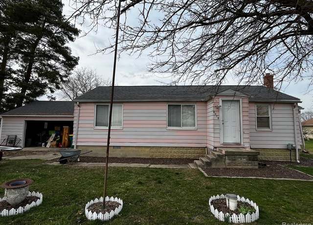 Property at 8070 GRAND BLANC Rd, Swartz Creek, MI 48473 7620, 3 beds, 1 bath
