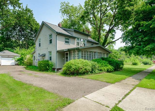 Property at 133 Angola St, Belleville, MI 48111 2739, 4 beds, 1.5 baths
