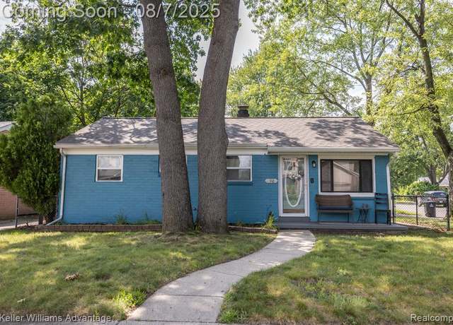 Property at 5981 N Dowling St, Westland, MI 48185 8112, 3 beds, 2 baths